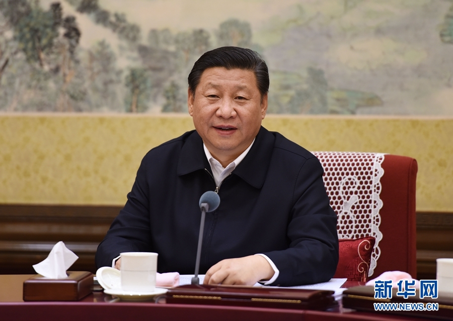 12月28日至29日，中共中央政治局召開(kāi)專(zhuān)題民主生活會(huì)，對(duì)照檢查踐行“三嚴(yán)三實(shí)”情況，討論研究加強(qiáng)黨風(fēng)廉政建設(shè)措施。中共中央總書(shū)記習(xí)近平主持會(huì)議并發(fā)表重要講話。新華社記者 李學(xué)仁 攝 