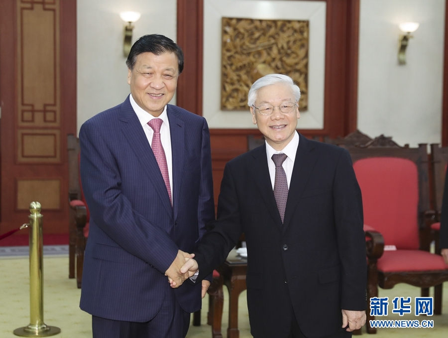 應越南共產黨邀請，中共中央政治局常委、中央書記處書記劉云山9月18日至19日對越南進行正式訪問。這是9月18日，劉云山在河內會見越共中央總書記阮富仲。 新華社記者 丁林 攝