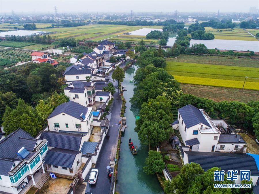 （新華全媒頭條·圖文互動）（4）歷史性飛躍的偉大實踐——中國共產(chǎn)黨引領中國特色社會主義開辟發(fā)展新境界述評