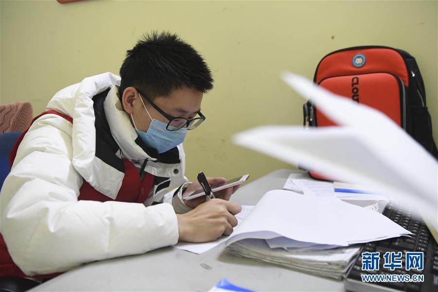 （聚焦疫情防控·圖文互動）（6）“排查越嚴密，群眾越安心”——重慶日均組織40多萬人有序排查疫情