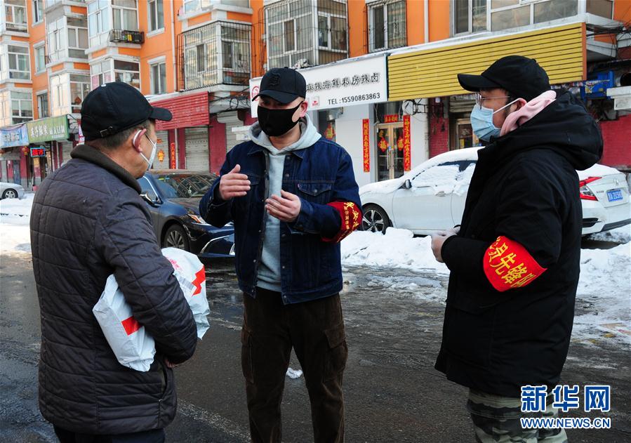 （聚焦疫情防控·圖文互動(dòng)）（5）不知你是誰，知你為了誰——社區(qū)戰(zhàn)“疫”志愿者群像