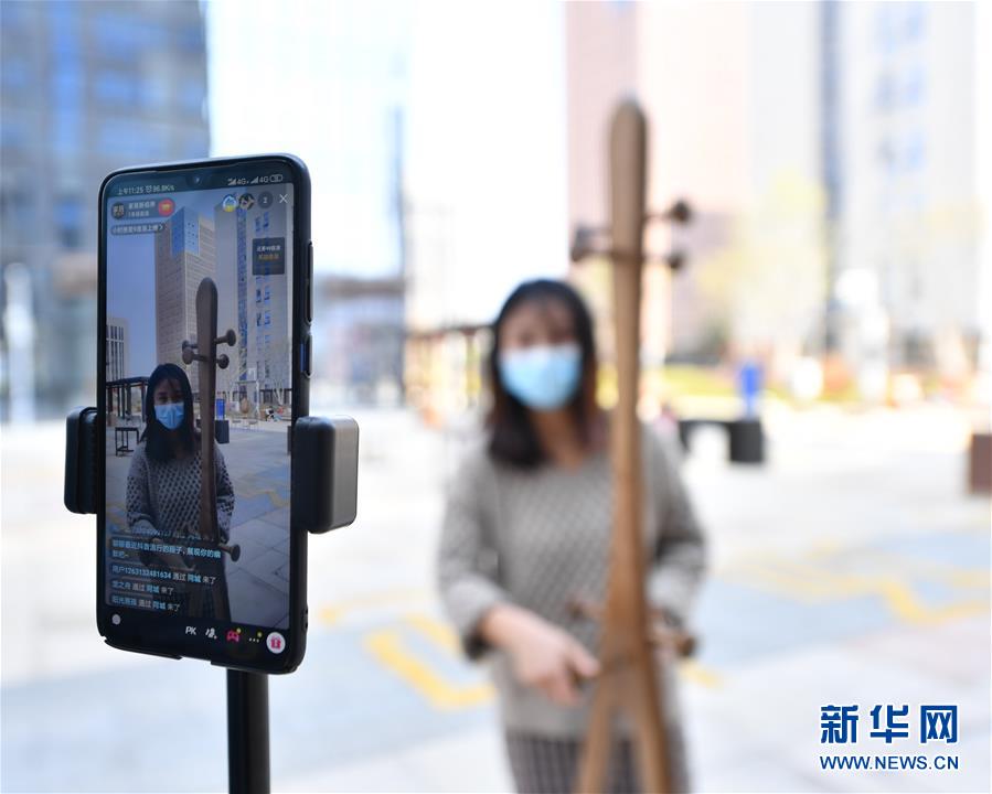 （聚焦復(fù)工復(fù)產(chǎn)·圖文互動(dòng)）（5）記者手記：戰(zhàn)“疫”中增長，這些企業(yè)做對(duì)了什么？