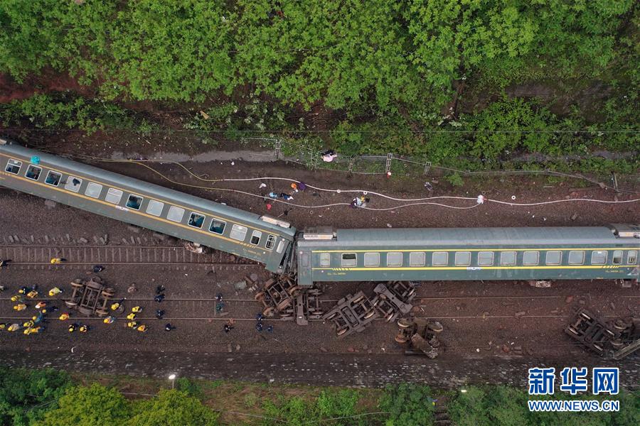 （圖文互動）（1）列車為何沒能及時停?。?mdash;—京廣線T179次列車脫軌事件追蹤