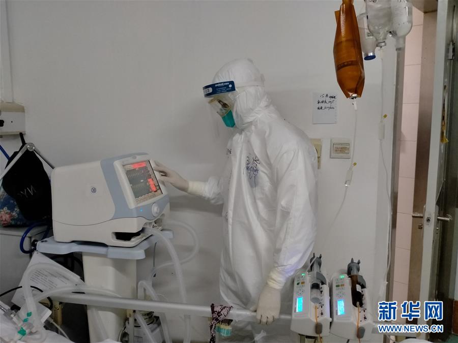 （在習(xí)近平新時(shí)代中國(guó)特色社會(huì)主義思想指引下——新時(shí)代新作為新篇章·習(xí)近平總書(shū)記關(guān)切事·圖文互動(dòng)）（2）青春的顏色是什么？