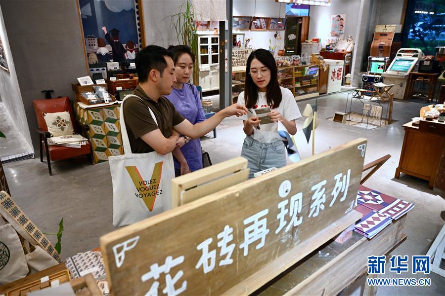 （特區40年·圖文互動）（3）老廠房變身“夢工廠”折射廈門經濟特區40年變遷