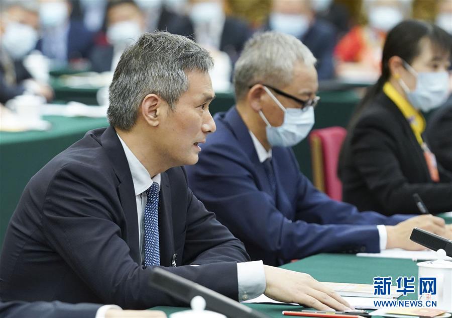 （習近平的小康故事·新華網(wǎng)·圖文互動）（8）“真正解決好基層群眾看病難、看病貴問題”——習近平和群眾健康的故事