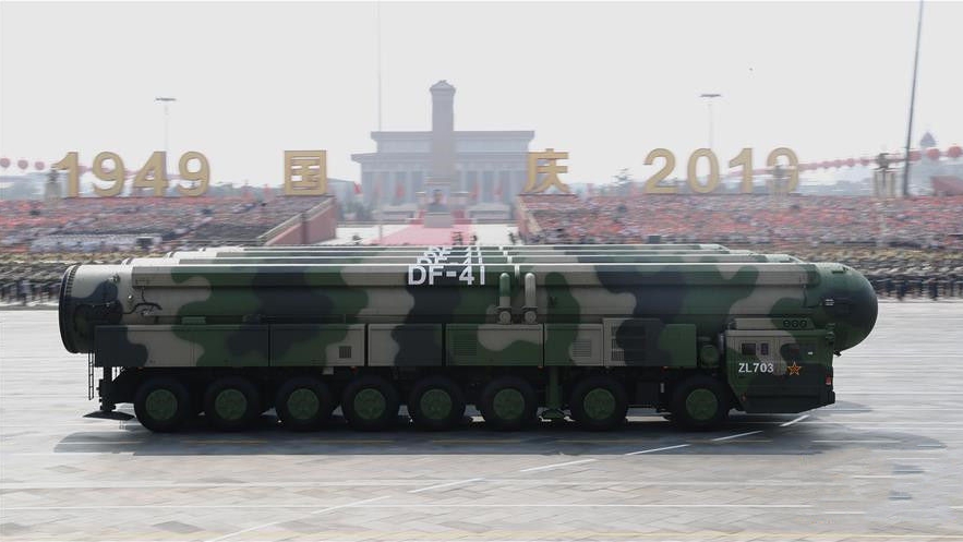 300秒回顧國慶70周年大閱兵！東風-41、殲-20震撼亮相