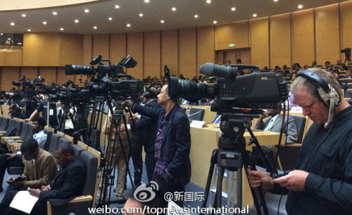 李克強即將在非盟總部發(fā)表演講，請柬“一柬難求”。圖片來源：“新國際”微博。