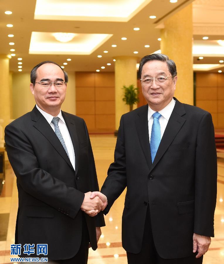 12月25日至27日，中共中央政治局常委、全國政協主席俞正聲對越南進行正式訪問。這是12月26日，俞正聲在河內與越南祖國陣線主席阮善仁舉行會談。 新華社記者劉建生攝