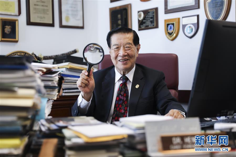 （國際·圖文互動）（1）專訪：“中國共產黨做對了！”——訪美籍華裔刑事鑒識專家李昌鈺
